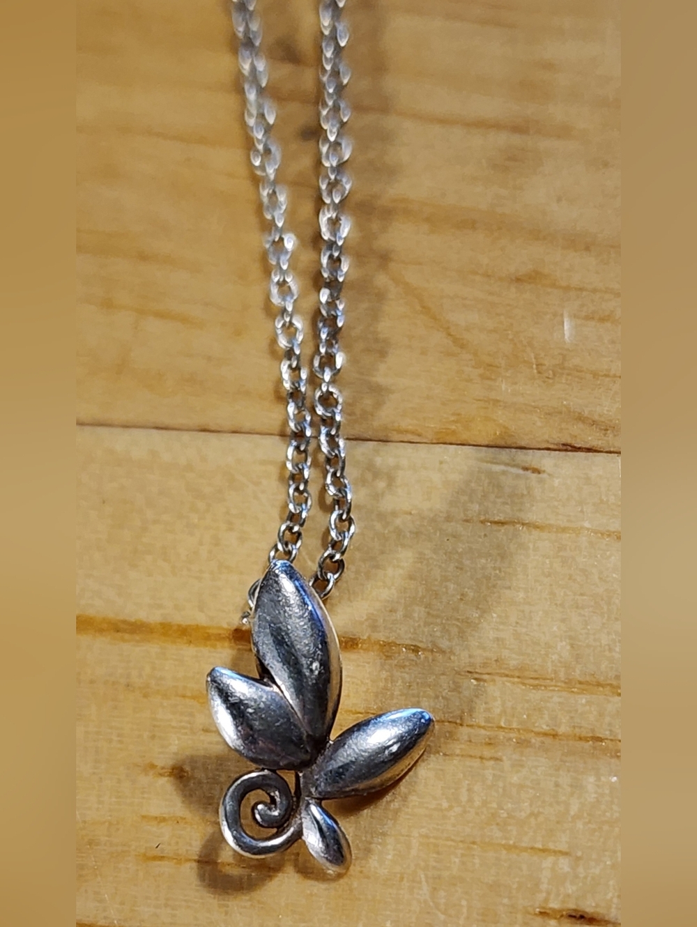 Tiffany & Co Paloma Picasso Olive Leaf Pendant Necklace - Silver - Picture 2 of 6